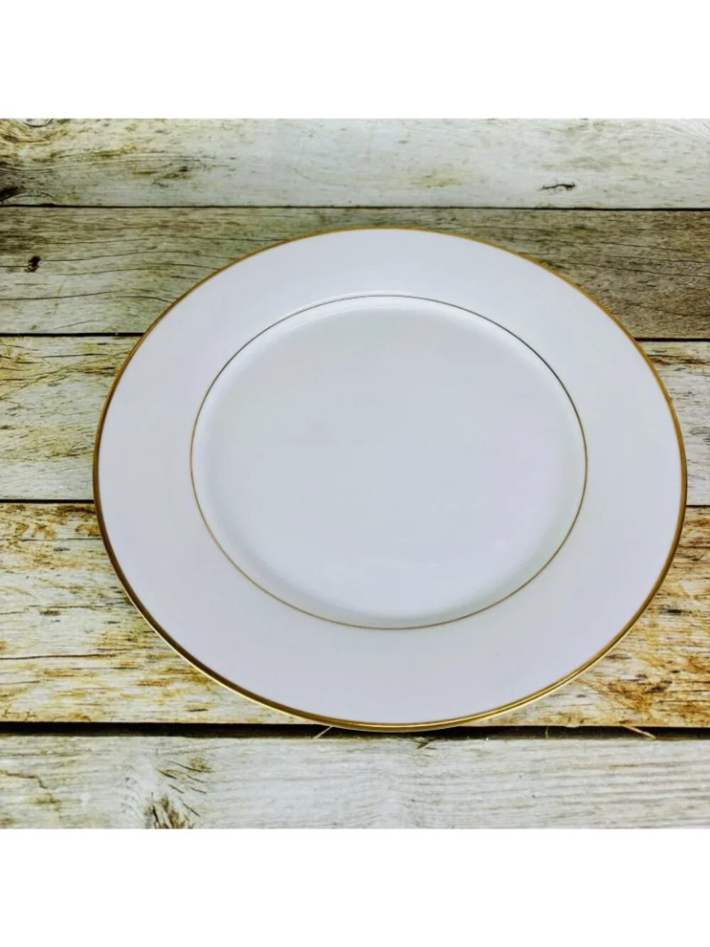 Noritake HERITAGE Contemporary Gold Verge White Porcelain Dinner Plates Set 2